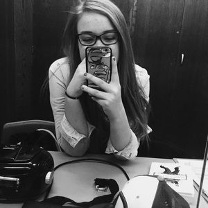 Meet your Posher, Cassie