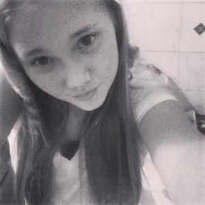 Meet your Posher, Lilly