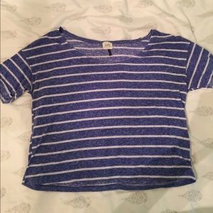 Easy blue and white striped cotton crop