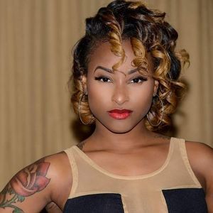 Meet your Posher, Mimi