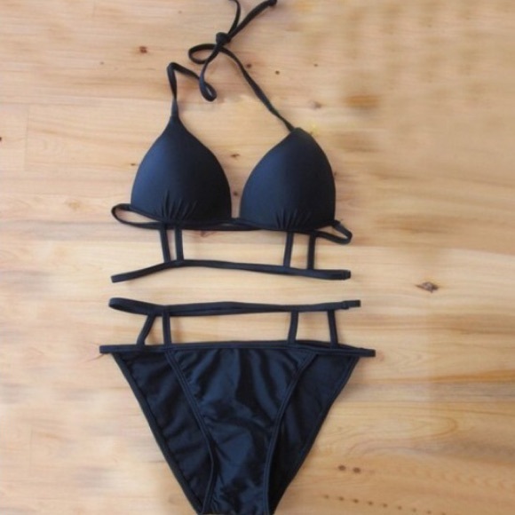 Black sexy bikini set - Picture 2 of 3