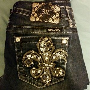 Miss me skinny jeans size 26.