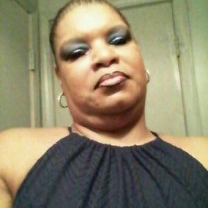 Meet your Posher, Veronica