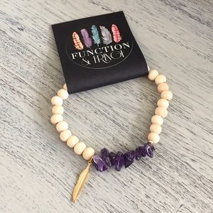 Semiprecious stone &wood bead bracelet