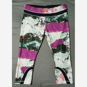 Lululemon Inspire Crop II New Without Tags - Sz 10