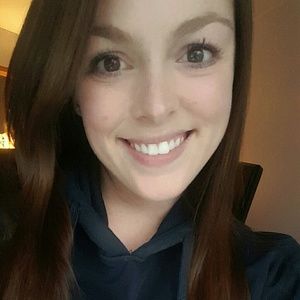 Meet your Posher, Stacy