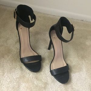 Brand new- Black around the ankle heels