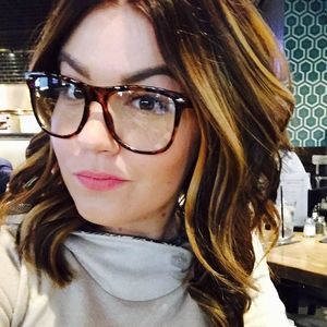 Meet your Posher, Hope