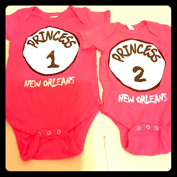 Matching pink "New Orleans" onesies - Picture 1 of 4