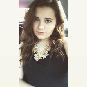 Meet your Posher, Abby