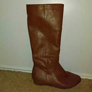 Tan boots with small heel