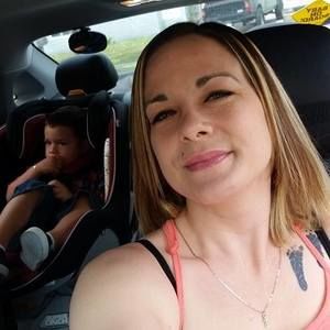 Meet your Posher, Holly