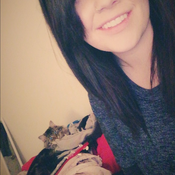 Meet your Posher, Sam - Picture 1 of 1