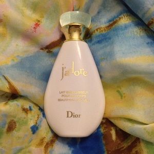 J'Adore  Beautifying Body Milk 💝