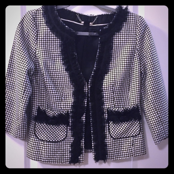 🛍 1-Day SALE💕 WHBM bouclè jacket blazer.