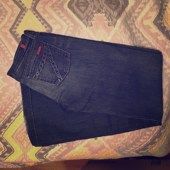 Size 28 7 For All Mankind dojo jeans