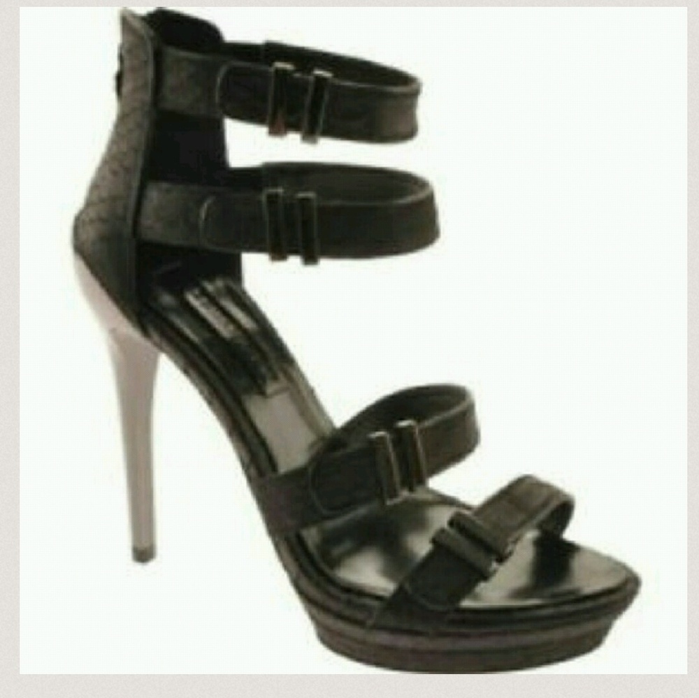 BCBG Max Azria silver heels with Black Glazed Python, - Picture 6 of 12