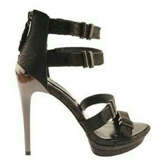 BCBG Max Azria silver heels with Black Glazed Python, - Picture 4 of 12