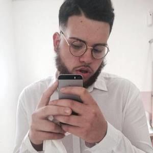 Meet your Posher, Carlos