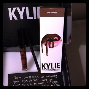 Kylie Lip Kit True Brown K