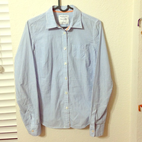 Light blue American Eagle button up cardigan