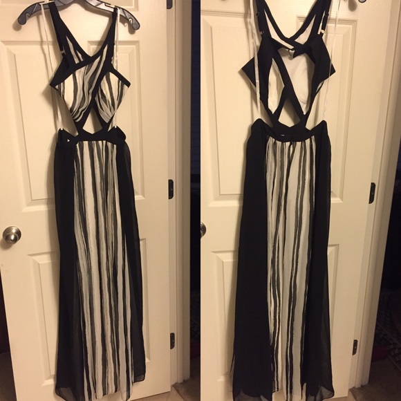 BCBG MaxAzria Malgosia cutout striped dress - Picture 4 of 4