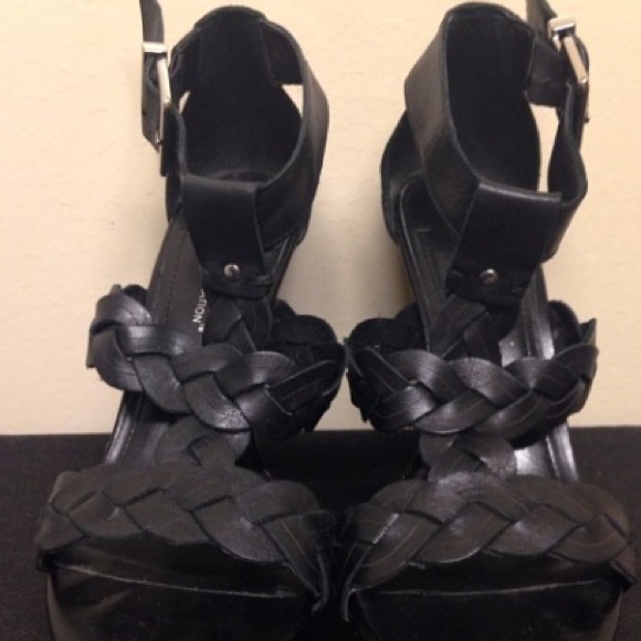 Bcbgeneration Black Leather Sandalssale - image 1