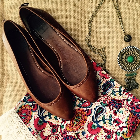 Frye Regina Pointed-Toe Ballet Flats in Cognac