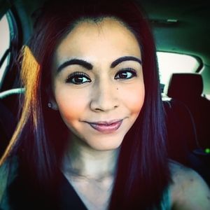 Meet your Posher, Lydia