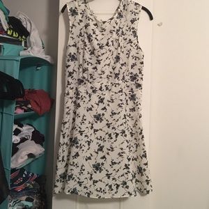 Ivory dress with ivy pattern
