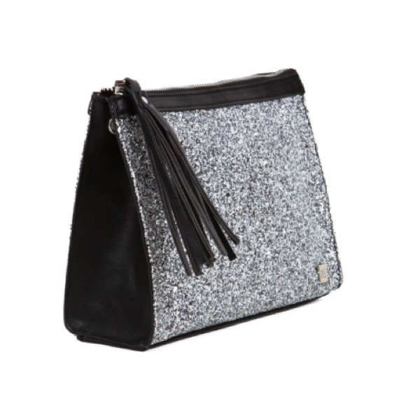 Luxury toiletry bag - Picture 3 of 4