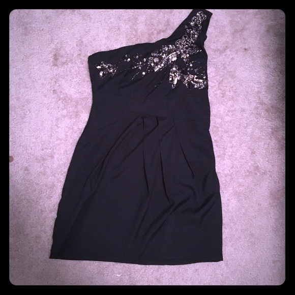 Black one shoulder dress