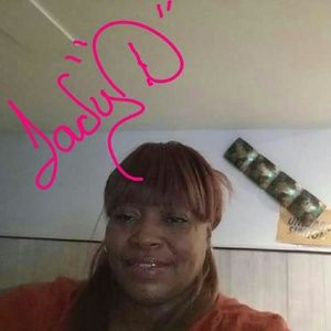 Meet your Posher, Denise