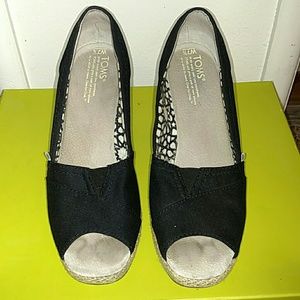Toms Wedges