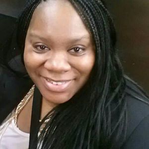 Meet your Posher, Lashone