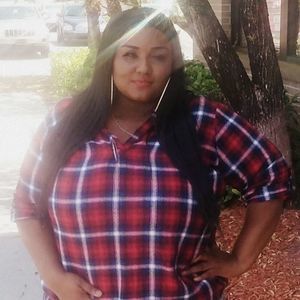 Meet your Posher, Monica