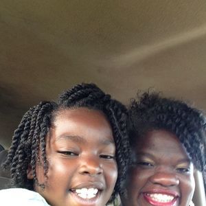 Meet your Posher, Akesha