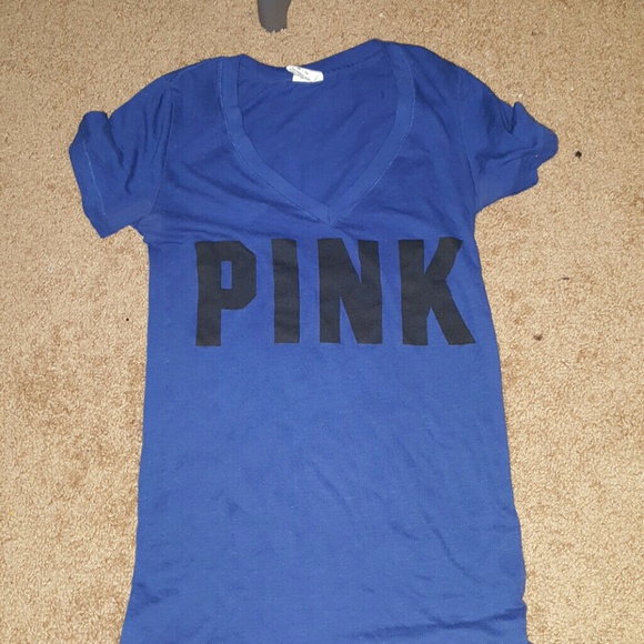 V neck t-shirt