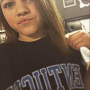 Meet your Posher, Makayla