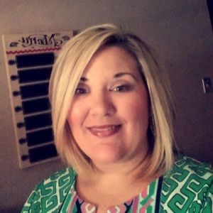 Meet your Posher, Leslie