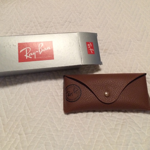 Blue/purple flash Ray Bans