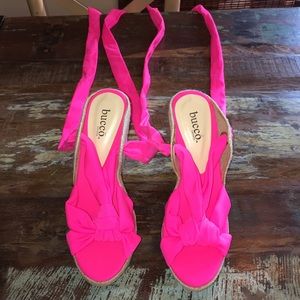 Bucco Never Been Worn- bright pink tie up wedges