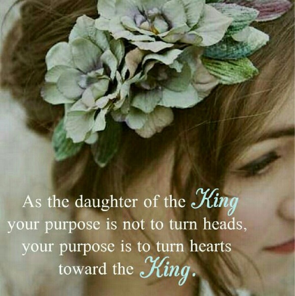 Poshers!! 😚 - Picture 2 of 4