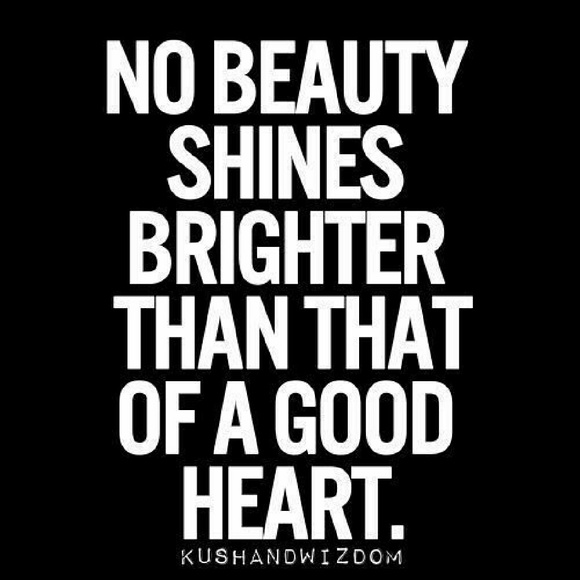 Poshers!! 😚 - Picture 3 of 4