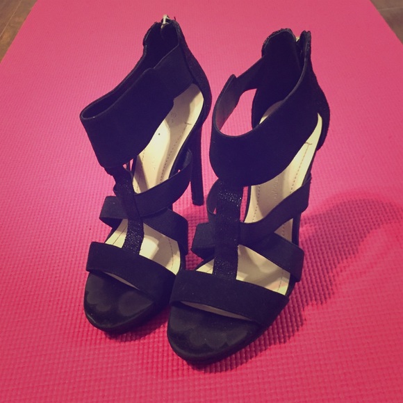 BCBG black heels
