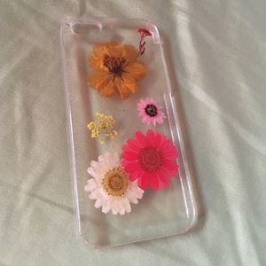 Floral iPhone 5/5s case!