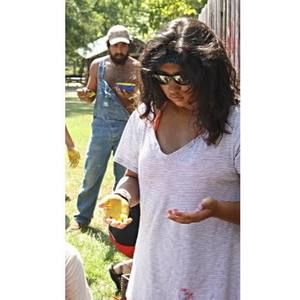 Meet your Posher, Ivania