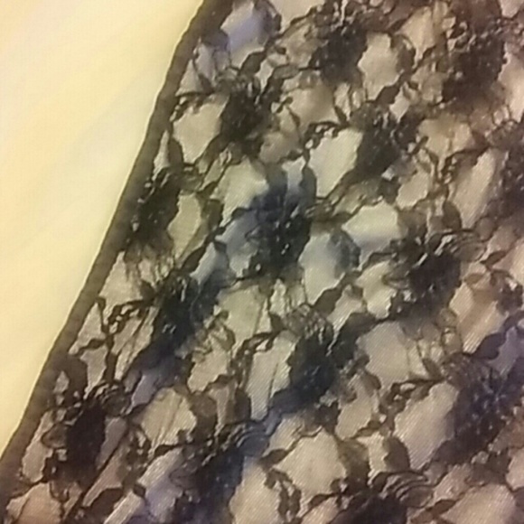 Sexy outfit - Picture 3 of 3