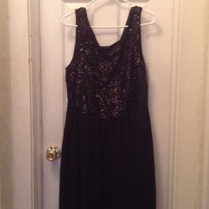 Black dress, sequin top