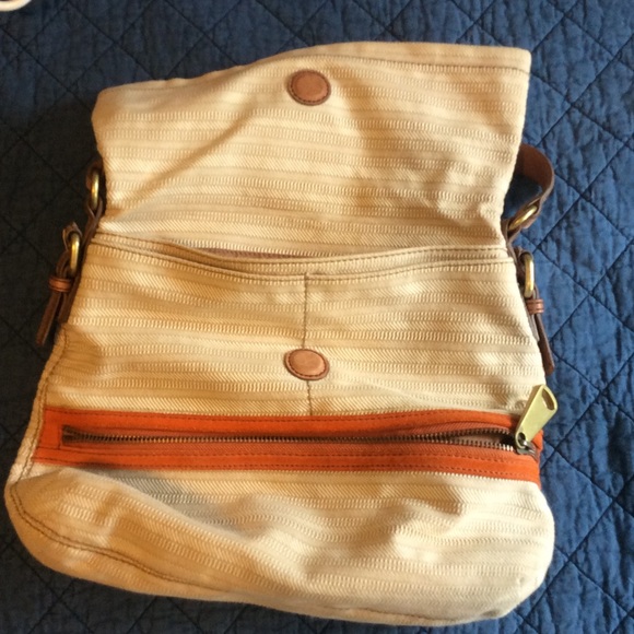 fossil purse - Picture 2 of 4